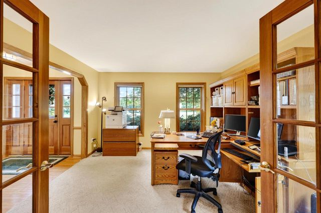 W148N7167 Terriwood COURT, Menomonee Falls, WI 53051