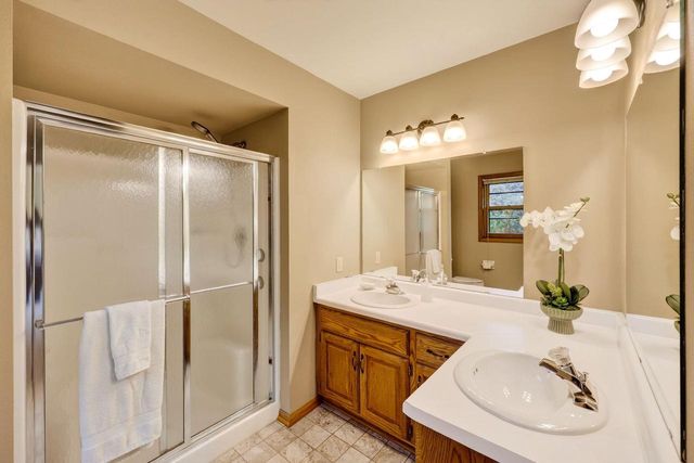 W148N7167 Terriwood COURT, Menomonee Falls, WI 53051