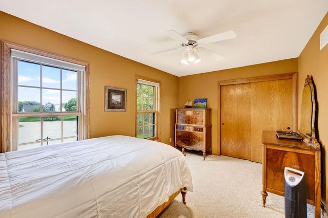 W148N7167 Terriwood COURT, Menomonee Falls, WI 53051