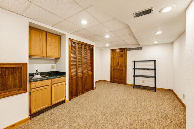 W148N7167 Terriwood COURT, Menomonee Falls, WI 53051