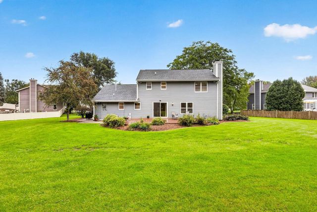 W148N7167 Terriwood COURT, Menomonee Falls, WI 53051