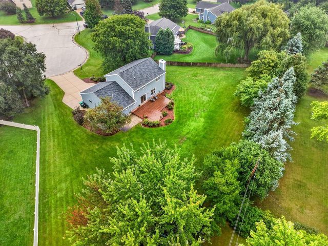 W148N7167 Terriwood COURT, Menomonee Falls, WI 53051