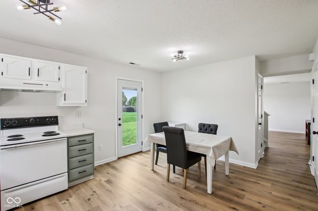 3642 Limelight Lane, Whitestown, IN 46075