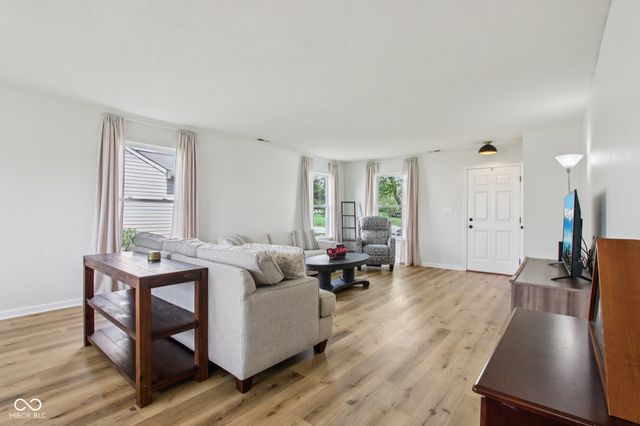 3642 Limelight Lane, Whitestown, IN 46075