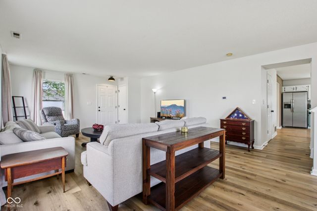 3642 Limelight Lane, Whitestown, IN 46075