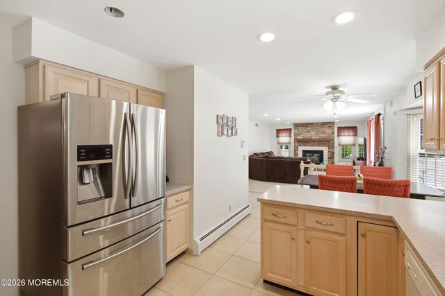 4 Carriage Court, Marlboro, NJ 07746