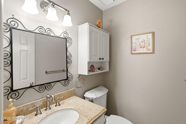 4 Carriage Court, Marlboro, NJ 07746