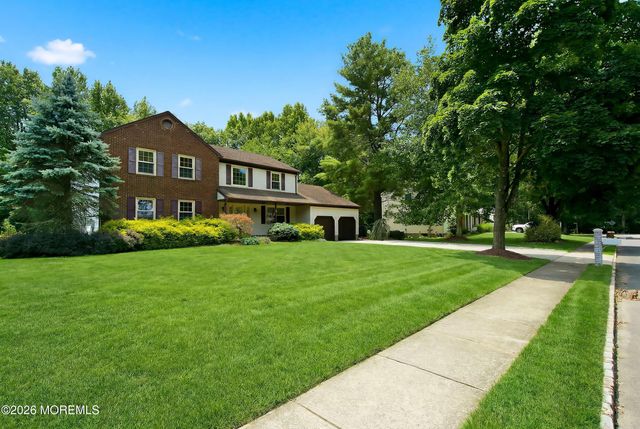 4 Carriage Court, Marlboro, NJ 07746