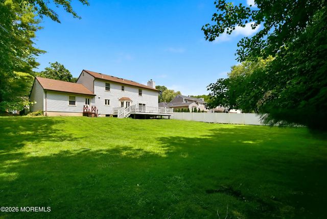 4 Carriage Court, Marlboro, NJ 07746
