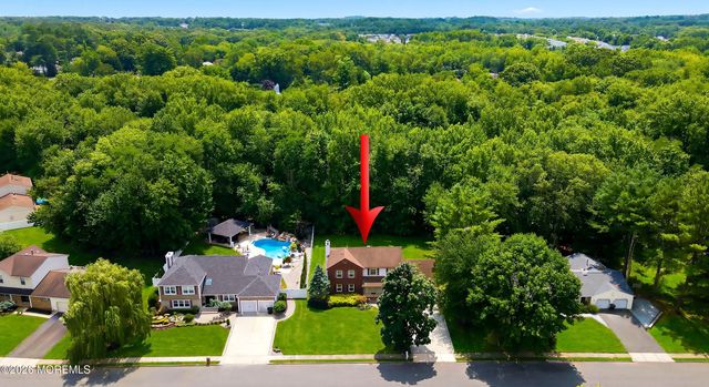 4 Carriage Court, Marlboro, NJ 07746