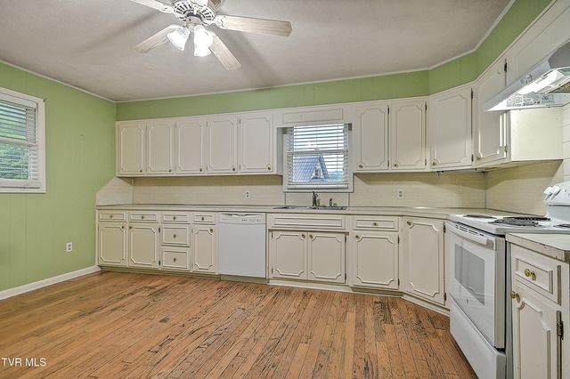 757 West West Jackson Street, Gate City, VA 24251