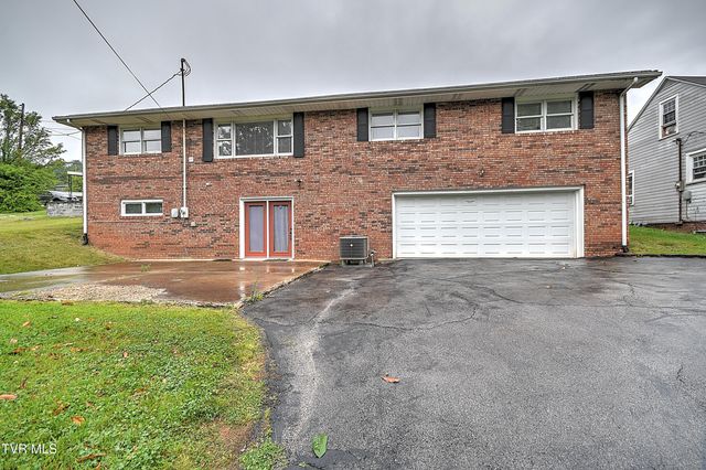 757 West West Jackson Street, Gate City, VA 24251