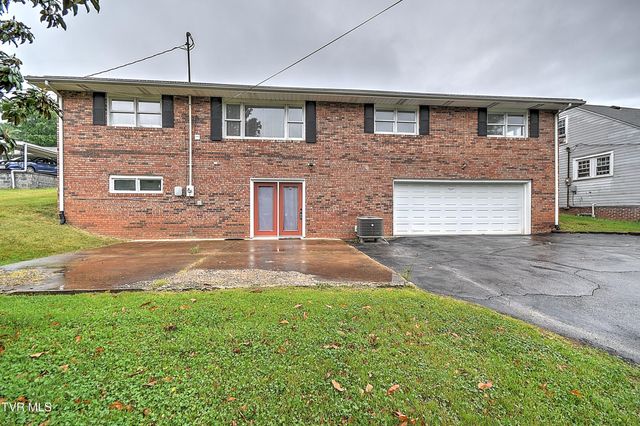 757 West West Jackson Street, Gate City, VA 24251