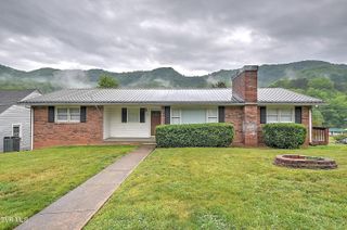 757 West West Jackson Street, Gate City, VA 24251