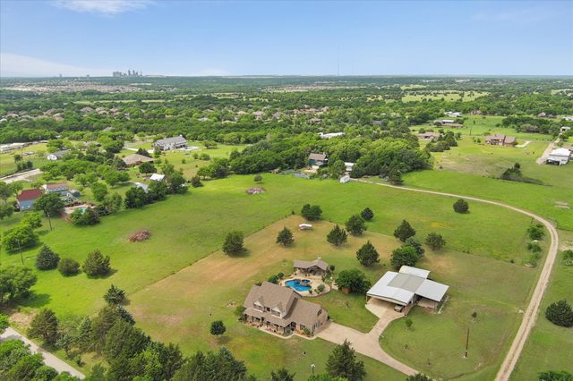 6251 Hayes Road, Midlothian, TX 76065