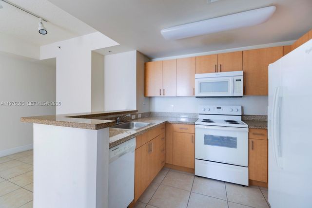 423 NE 23rd St 604, Miami, FL 33137