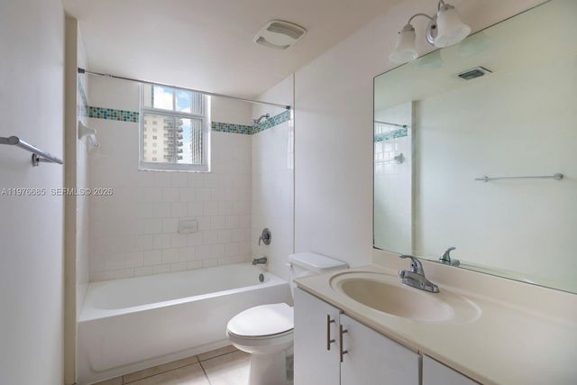 423 NE 23rd St 604, Miami, FL 33137