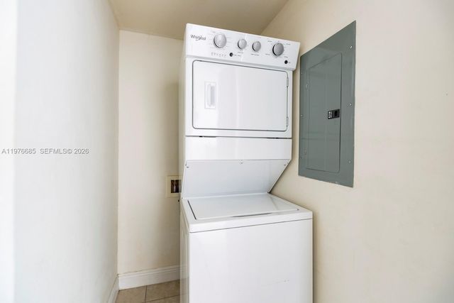 423 NE 23rd St 604, Miami, FL 33137