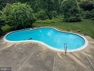 4006 RAINBOW GLEN CT, Annandale, VA 22003