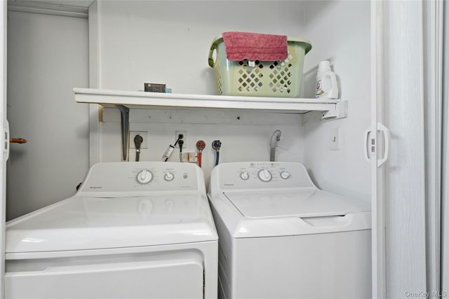 204 Belfast Lane, Ridge, NY 11961