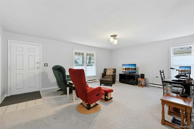 204 Belfast Lane, Ridge, NY 11961