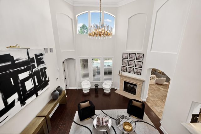 15 Veilwood Circle, The Woodlands, TX 77382
