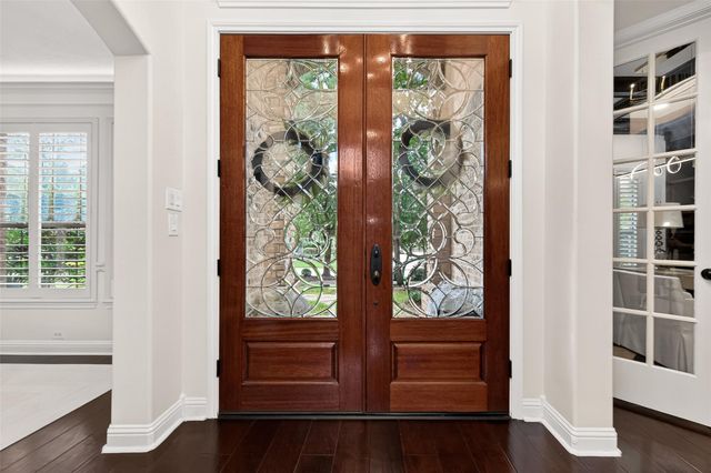 15 Veilwood Circle, The Woodlands, TX 77382