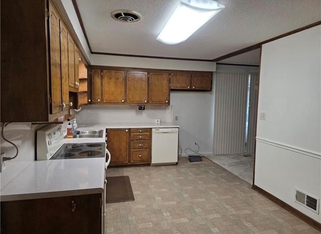 3904 26th Avenue, Phenix City, AL 36867