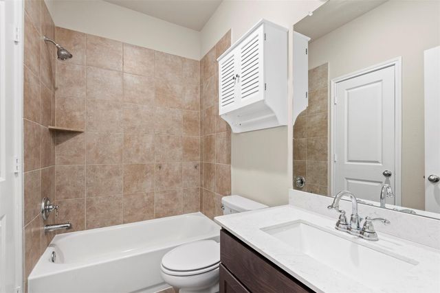 25318 Pirates One Drive, Tomball, TX 77375