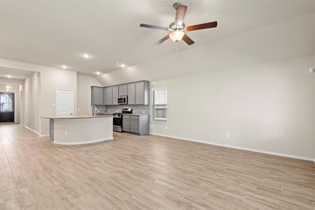 25318 Pirates One Drive, Tomball, TX 77375