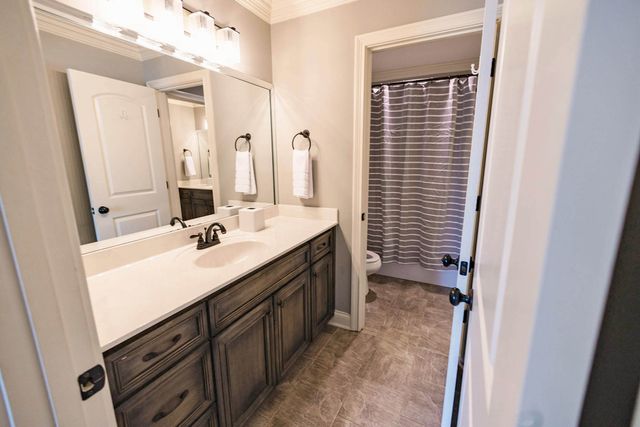 155 Cherokee Dock Rd, Lebanon, TN 37087