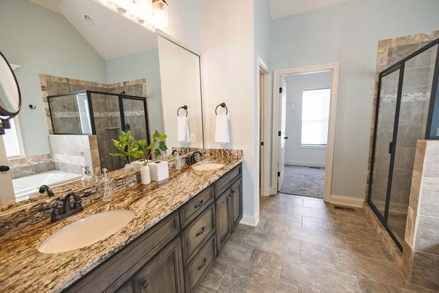 155 Cherokee Dock Rd, Lebanon, TN 37087