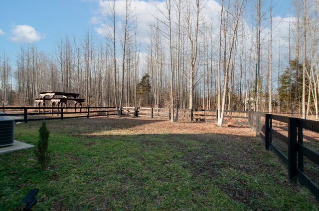 146 Eno Rd, Dickson, TN 37055