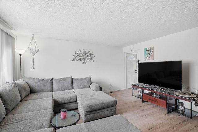 1315 E Bridgeport Ave, Spokane, WA 99207