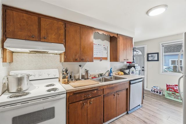 1315 E Bridgeport Ave, Spokane, WA 99207