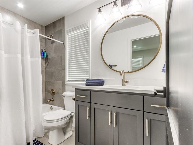 927 Pedalers Lane, Oklahoma City, OK 73108