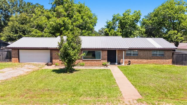 107 Sequoia Drive, Palestine, TX 75803