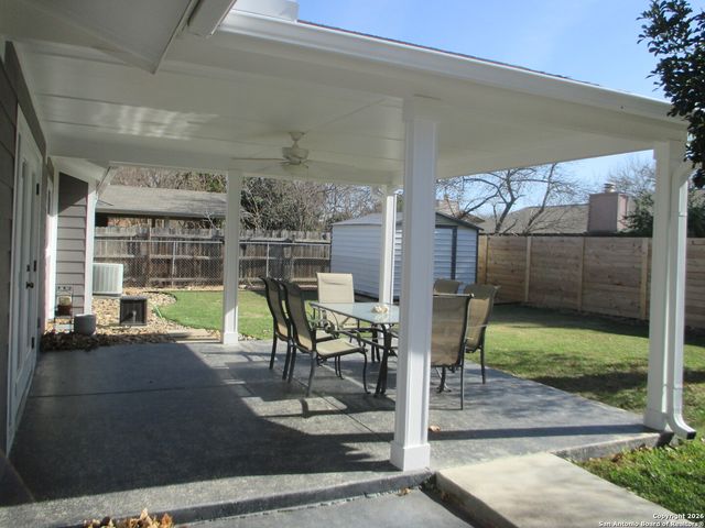 7126 Spring Flower, San Antonio, TX 78249