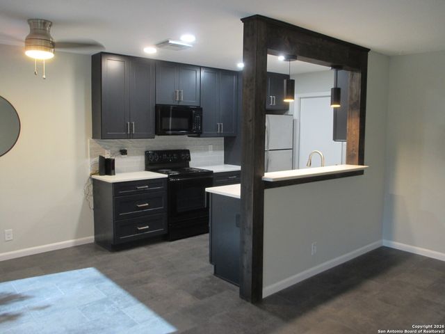 7126 Spring Flower, San Antonio, TX 78249