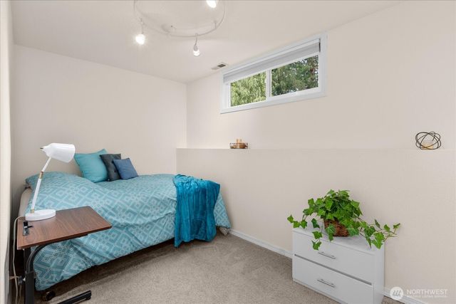 8512 NE 136th Street, Kirkland, WA 98034