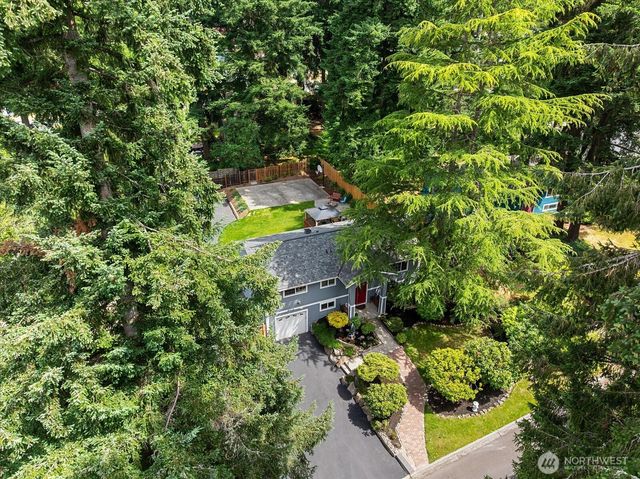 8512 NE 136th Street, Kirkland, WA 98034