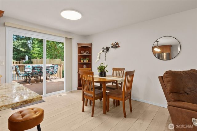8512 NE 136th Street, Kirkland, WA 98034