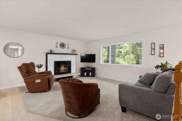 8512 NE 136th Street, Kirkland, WA 98034