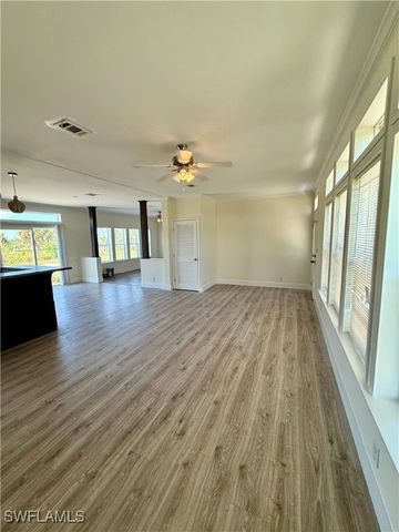 4660 43rd AVE NE, Naples, FL 34120