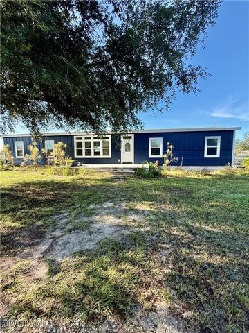 4660 43rd AVE NE, Naples, FL 34120