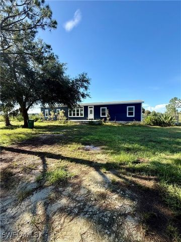 4660 43rd AVE NE, Naples, FL 34120