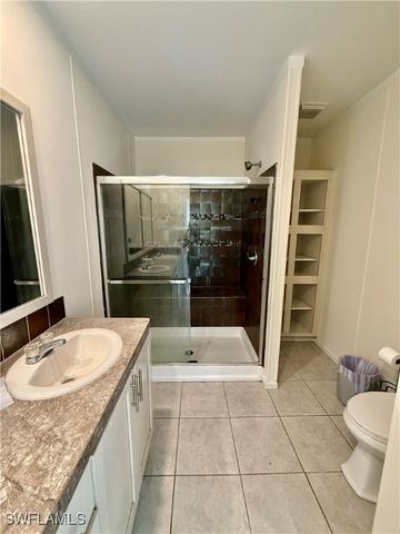 4660 43rd AVE NE, Naples, FL 34120
