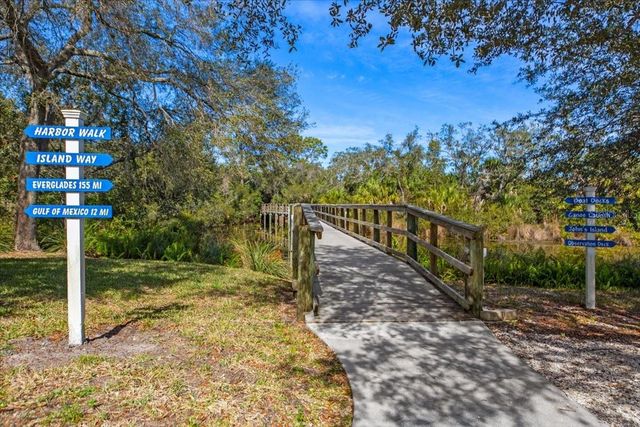 5567 KEY WEST PLACE 5567, Bradenton, FL 34203