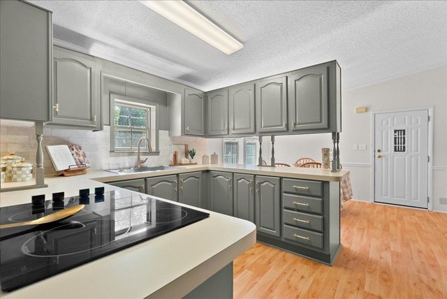 2460 Clairmont Drive, Owosso Twp, MI 48867