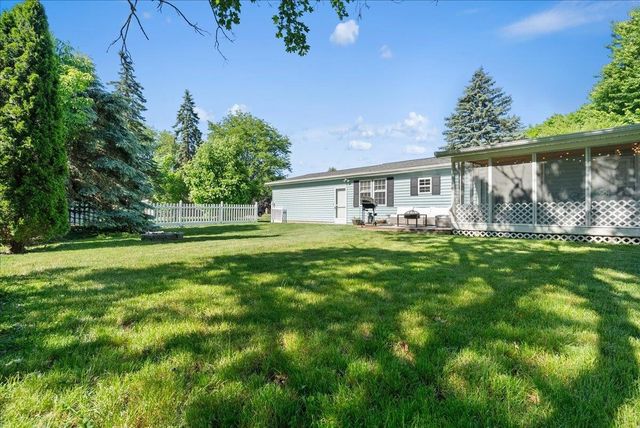 2460 Clairmont Drive, Owosso Twp, MI 48867